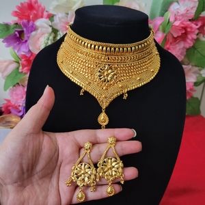 Gold plated bollywood Indian bridal necklace